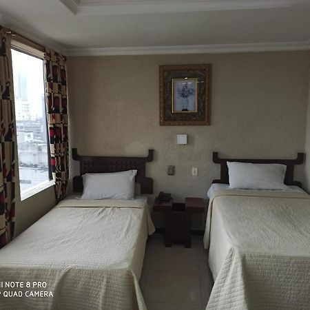 Hotel Sol De Oriente Guayaquil Exterior photo
